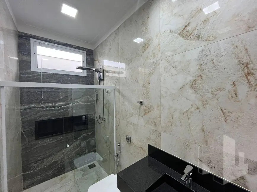 Casa com 3 quartos à venda, 342m2 em Jardim Maria Luiza I, Jau - SP - imagem 5 Foto 5 de Casa com 3 quartos à venda, 342m2 em Jardim Maria Luiza I, Jau - SP