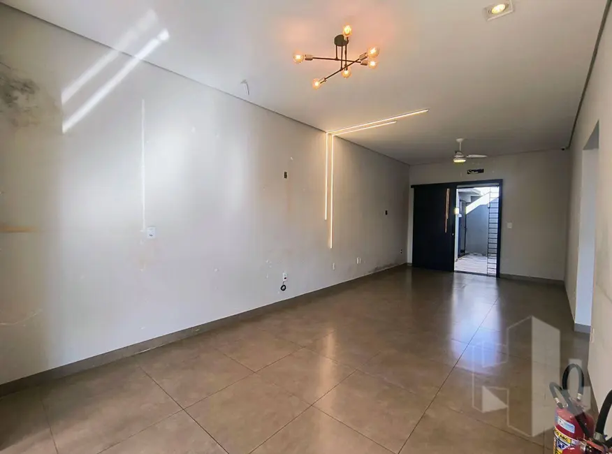 Foto 3 de Sala Comercial para alugar, 195m2 em Centro, Jau - SP