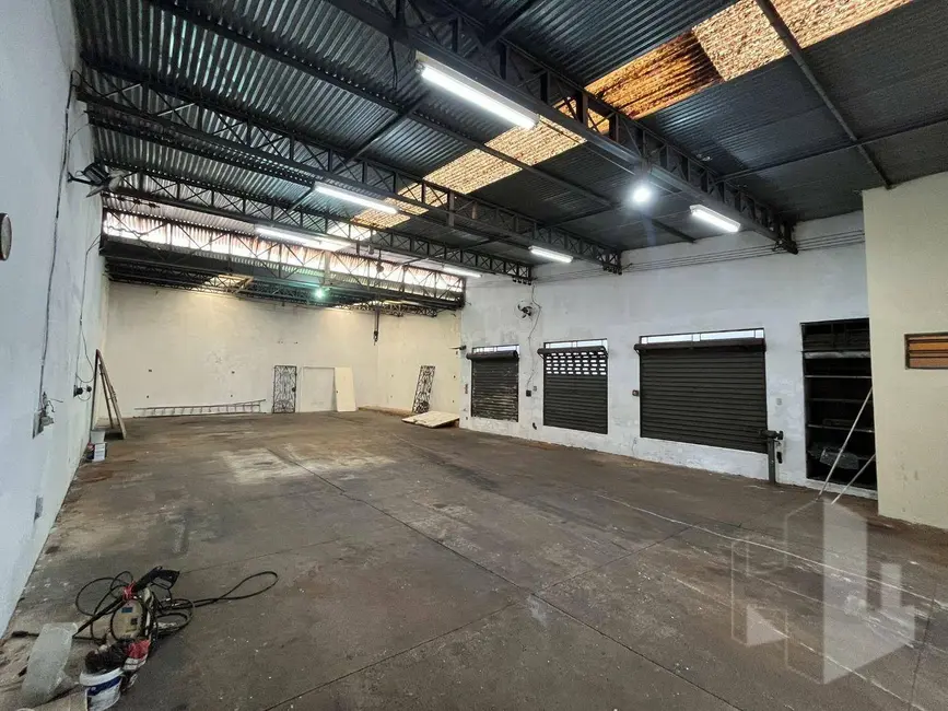 Foto 2 de Armazém / Galpão para alugar, 264m2 em Vila Paulista, Jau - SP
