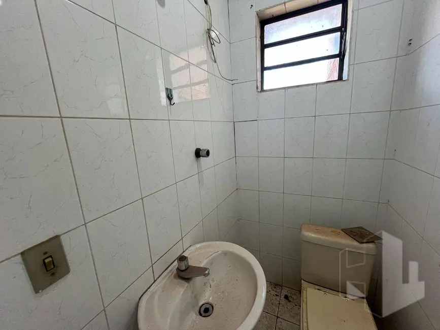 Foto 3 de Sala Comercial para alugar, 476m2 em Jardim Santa Helena, Jau - SP