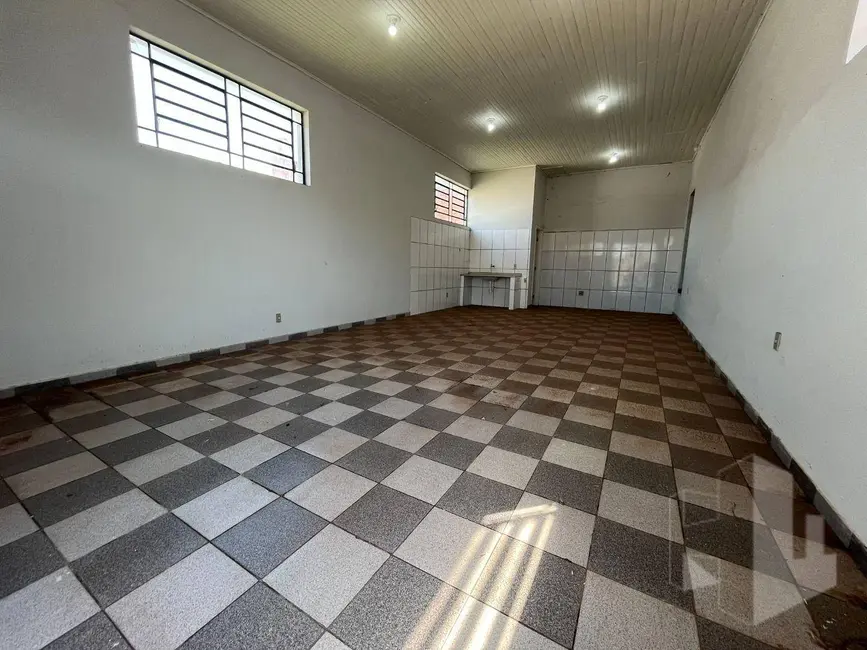 Foto 2 de Sala Comercial para alugar, 476m2 em Jardim Santa Helena, Jau - SP