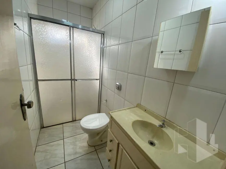 Foto 6 de Casa com 3 quartos para alugar, 125m2 em Jardim Santa Rosa, Jau - SP