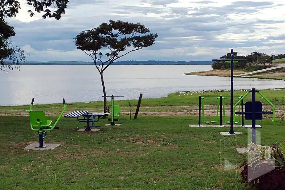 Foto 3 de Terreno / Lote à venda, 1000m2 em Mineiros Do Tiete - SP