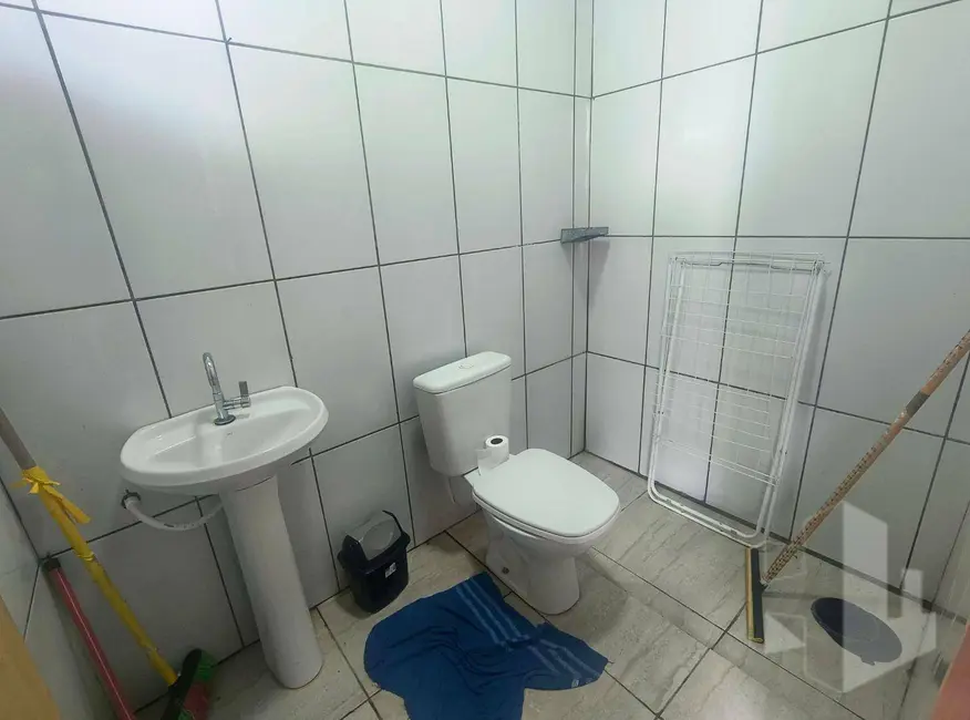 Casa com 2 quartos à venda, 200m2 em Jardim Itatiaia, Jau - SP - imagem 6 Foto 6 de Casa com 2 quartos à venda, 200m2 em Jardim Itatiaia, Jau - SP