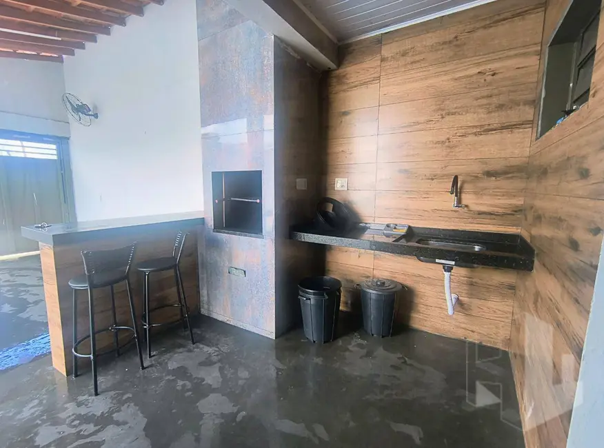 Casa com 2 quartos à venda, 200m2 em Jardim Itatiaia, Jau - SP - imagem 5 Foto 5 de Casa com 2 quartos à venda, 200m2 em Jardim Itatiaia, Jau - SP