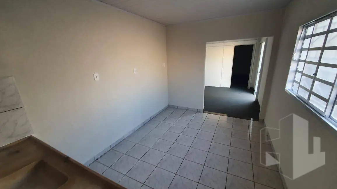 Foto 3 de Casa com 2 quartos à venda, 249m2 em Vila Industrial, Jau - SP