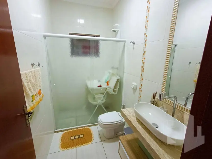 Foto 6 de Casa com 3 quartos à venda, 175m2 em Jardim Dona Emília, Jau - SP