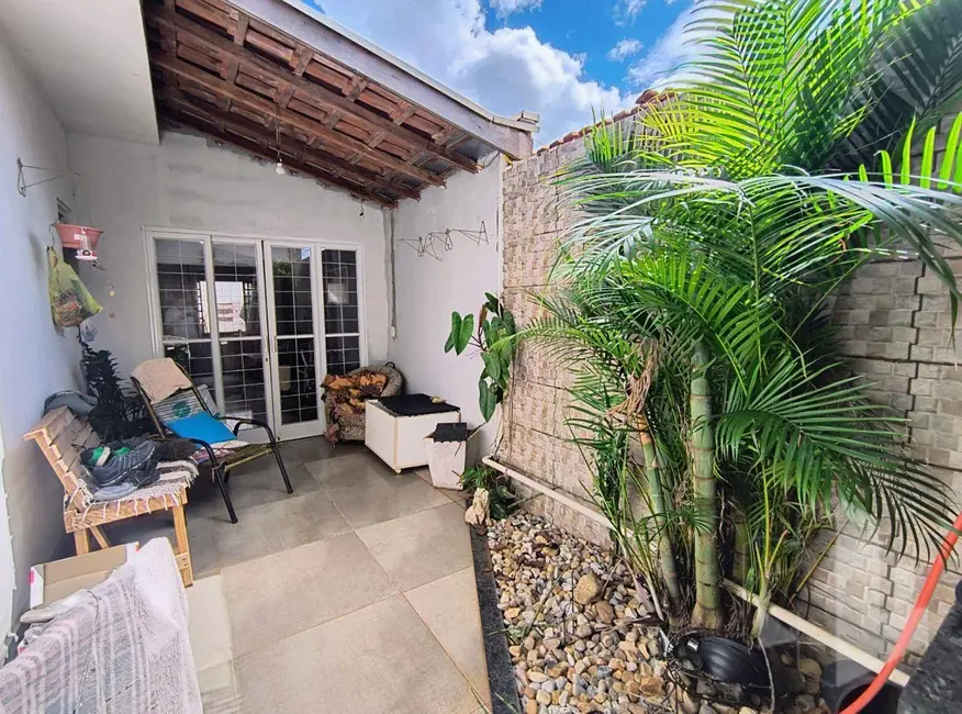 Foto 5 de Casa com 2 quartos à venda, 175m2 em Jardim Orlando Chesini Ometto, Jau - SP