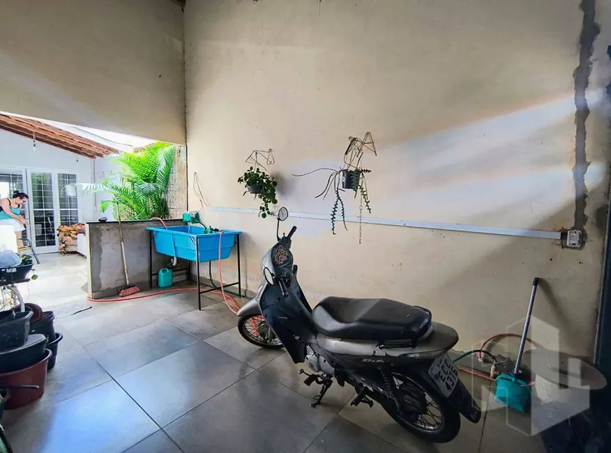 Foto 4 de Casa com 2 quartos à venda, 175m2 em Jardim Orlando Chesini Ometto, Jau - SP