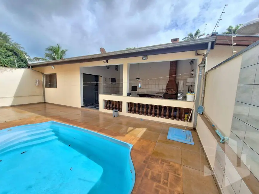 Foto 1 de Casa com 3 quartos à venda, 385m2 em Jardim Maria Luiza III, Jau - SP