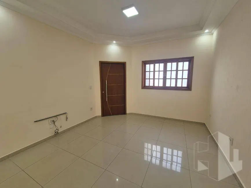 Foto 2 de Casa com 2 quartos à venda, 200m2 em Jardim João Ballan II,  - SP