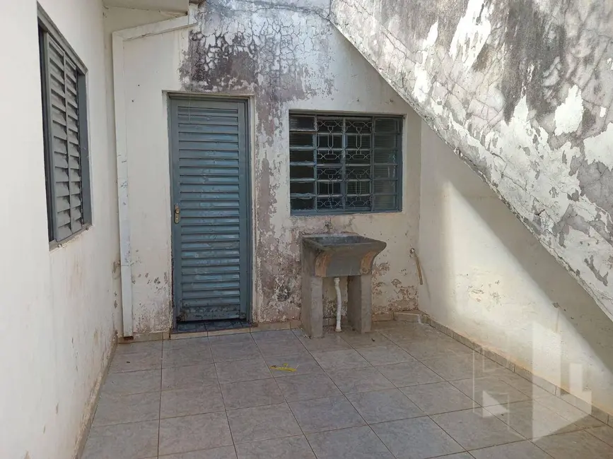 Foto 4 de Casa com 3 quartos à venda, 140m2 em Jardim Orlando Chesini Ometto, Jau - SP