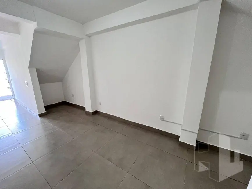 Sala Comercial para alugar, 30m2 em Vila Santa Maria, Jau - SP - imagem 1 Foto 1 de Sala Comercial para alugar, 30m2 em Vila Santa Maria, Jau - SP