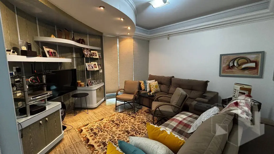 Foto 7 de Casa com 6 quartos à venda, 1000m2 em Jardim Diamante, Jau - SP