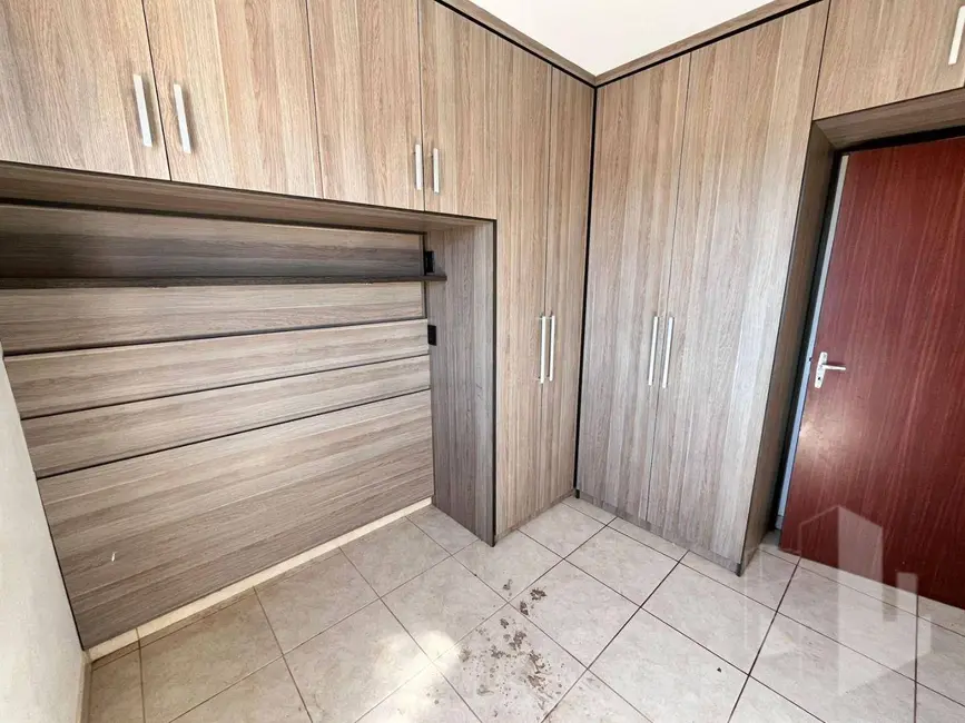 Foto 4 de Apartamento com 2 quartos para alugar, 47m2 em Jardim Vila Maria, Jau - SP