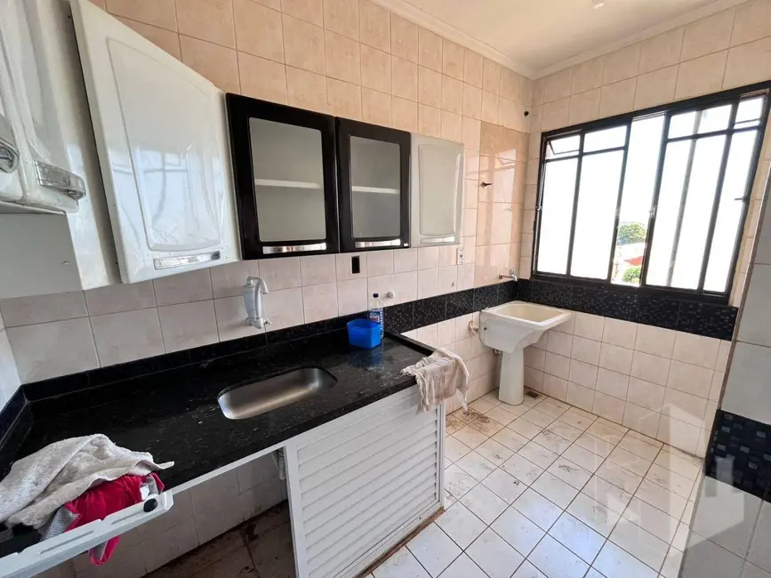 Foto 3 de Apartamento com 2 quartos para alugar, 47m2 em Jardim Vila Maria, Jau - SP