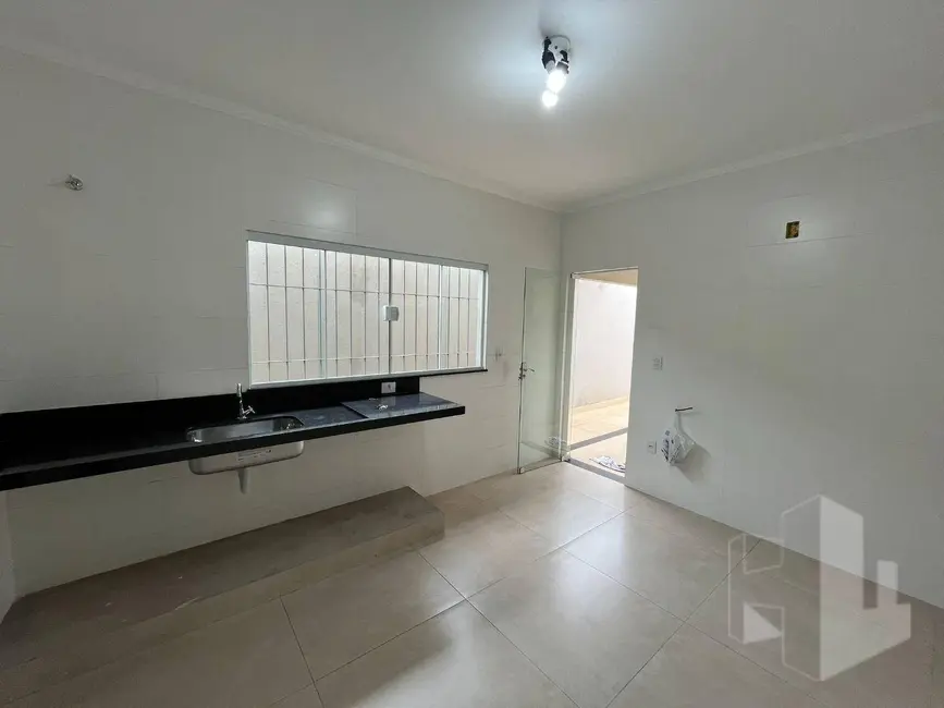 Foto 9 de Casa com 3 quartos à venda e para alugar, 300m2 em Jardim São Caetano, Jau - SP