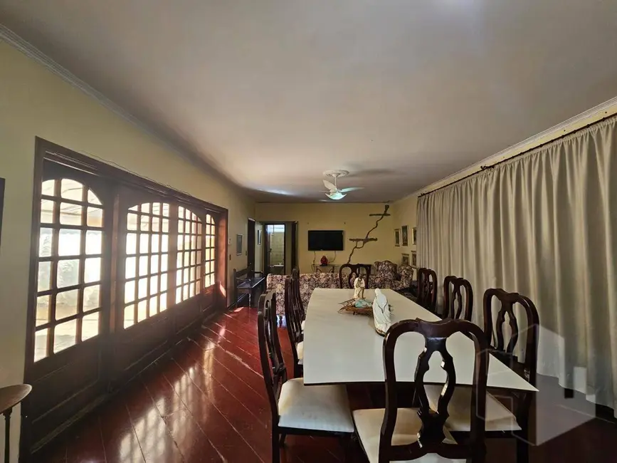 Foto 2 de Casa com 3 quartos à venda, 1384m2 em Barra Bonita - SP