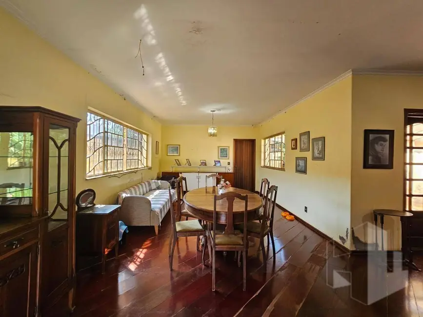 Foto 1 de Casa com 3 quartos à venda, 1384m2 em Barra Bonita - SP
