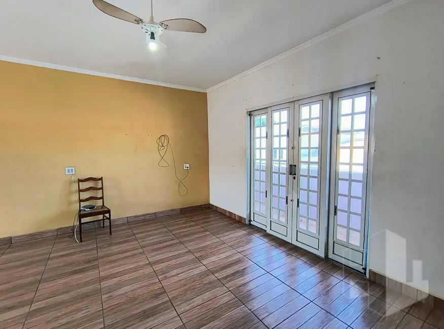 Foto 7 de Casa com 2 quartos para alugar, 160m2 em Vila São Judas Tadeu, Jau - SP