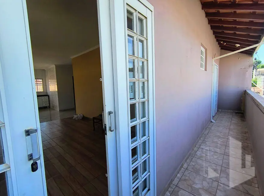 Foto 8 de Casa com 2 quartos para alugar, 160m2 em Vila São Judas Tadeu, Jau - SP