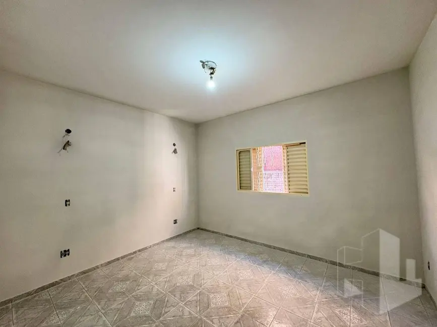 Foto 2 de Casa com 1 quarto à venda, 162m2 em Jardim Maria Luiza IV, Jau - SP