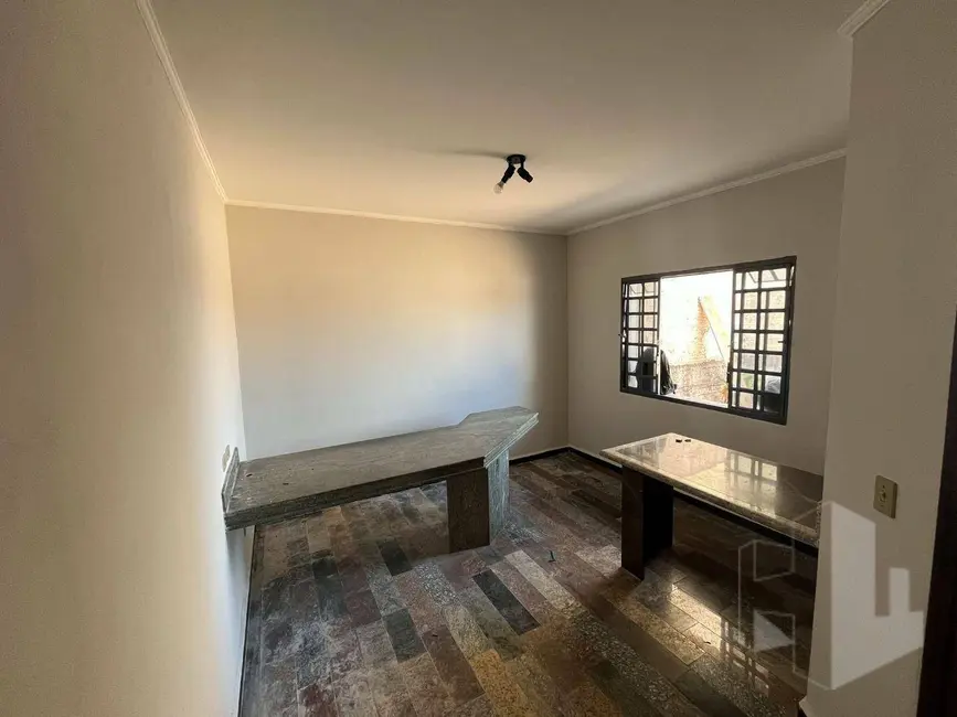 Foto 1 de Armazém / Galpão para alugar, 700m2 em Jardim Maria Cibele, Jau - SP