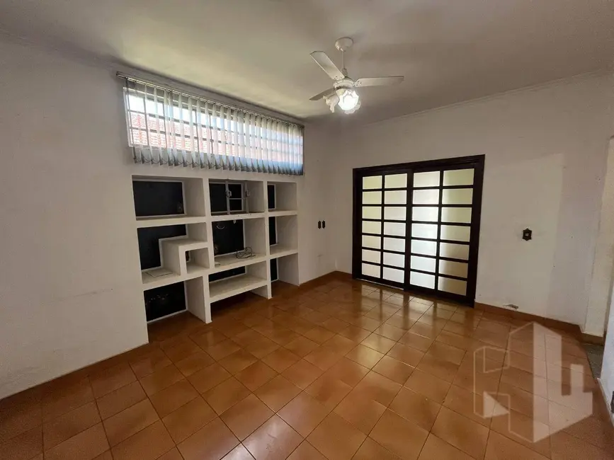 Foto 4 de Casa com 4 quartos para alugar, 360m2 em Vila Santa Maria, Jau - SP