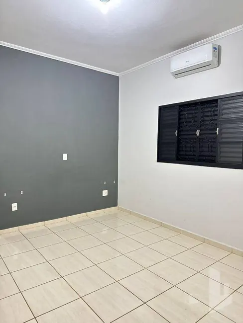 Foto 4 de Casa com 2 quartos à venda, 125m2 em Chácara Ferreira Dias, Jau - SP