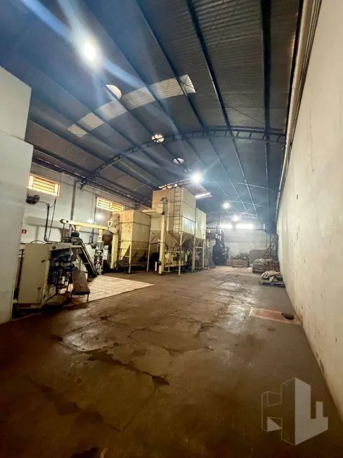 Armazém / Galpão à venda, 517m2 em 1ª Zona Industrial, Jau - SP - imagem 3 Foto 3 de Armazém / Galpão à venda, 517m2 em 1ª Zona Industrial, Jau - SP