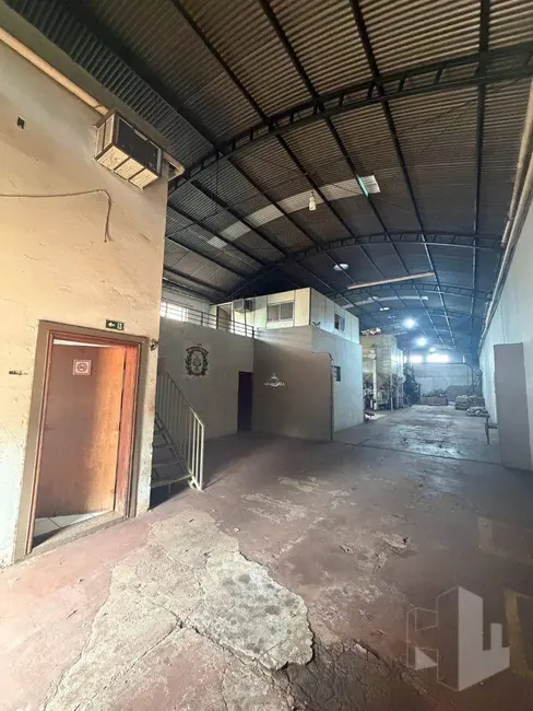 Armazém / Galpão à venda, 517m2 em 1ª Zona Industrial, Jau - SP - imagem 2 Foto 2 de Armazém / Galpão à venda, 517m2 em 1ª Zona Industrial, Jau - SP