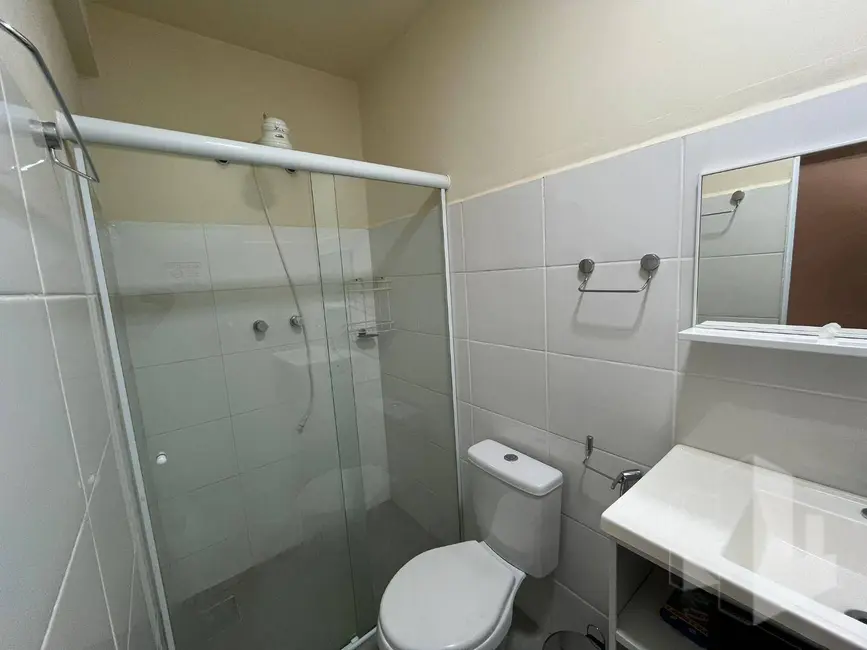 Foto 4 de Kitnet com 1 quarto para alugar, 10m2 em Centro, Jau - SP