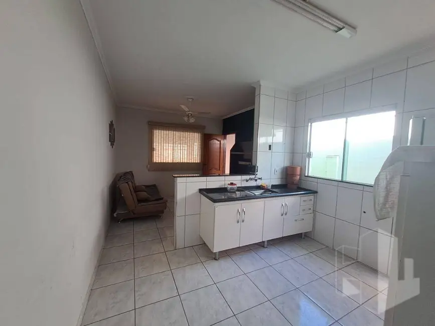 Foto 3 de Casa com 1 quarto à venda, 143m2 em Centro, Jau - SP