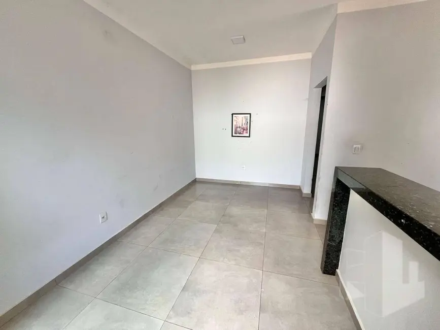 Foto 3 de Casa com 2 quartos para alugar, 175m2 em Jardim Bela Vista, Jau - SP