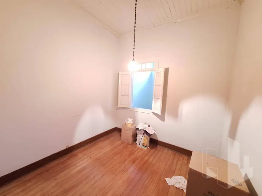 Foto 5 de Casa com 3 quartos à venda, 182m2 em Chácara Braz Miraglia, Jau - SP