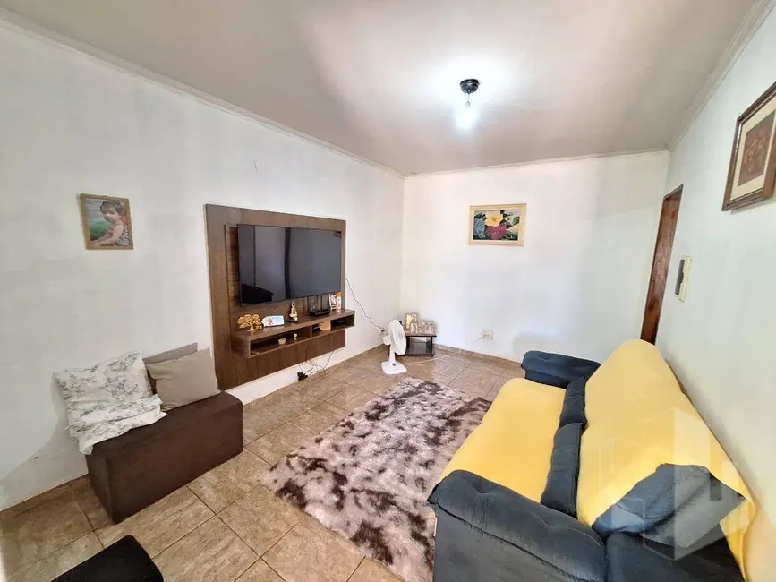 Foto 1 de Casa com 1 quarto à venda, 140m2 em Jardim Cila de Lúcio Bauab, Jau - SP