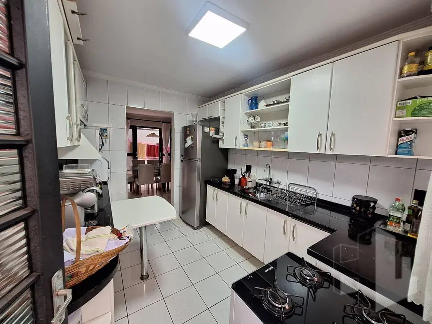 Foto 5 de Casa com 2 quartos à venda, 219m2 em Jardim Jorge Atalla, Jau - SP