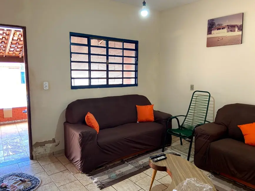 Foto 4 de Casa com 3 quartos para alugar, 2000m2 em Vila Industrial, Jau - SP