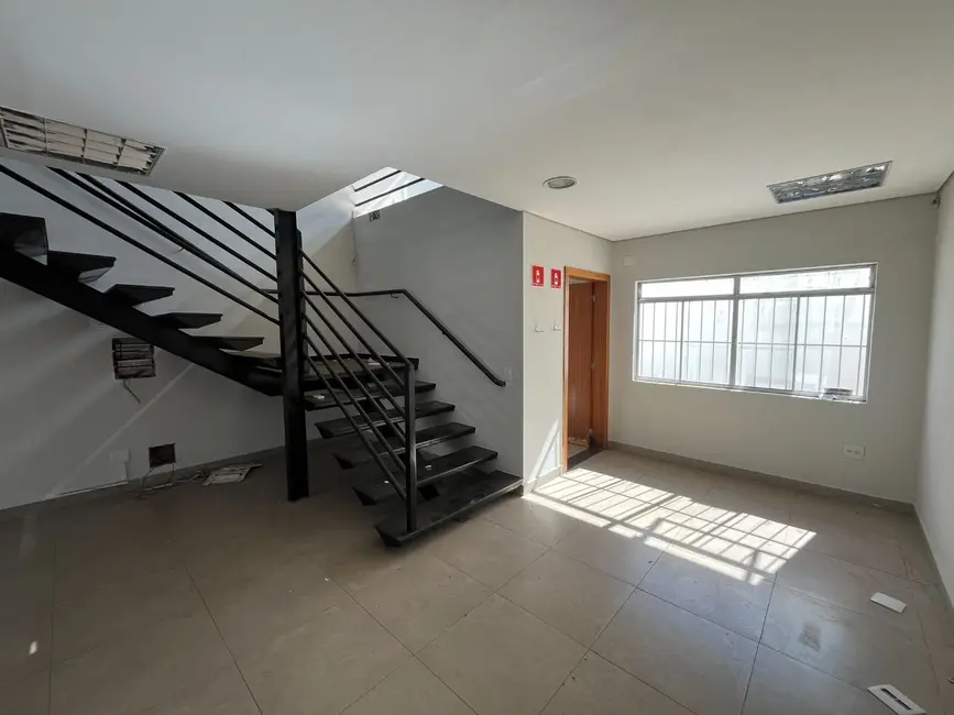 Foto 5 de Sala Comercial para alugar, 679m2 em Centro, Jau - SP