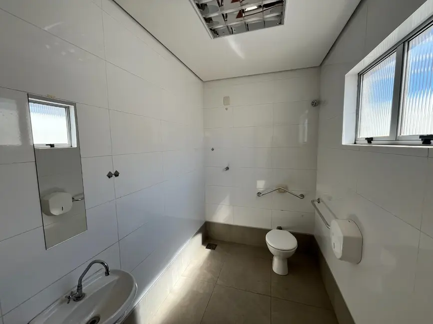 Foto 9 de Sala Comercial para alugar, 679m2 em Centro, Jau - SP