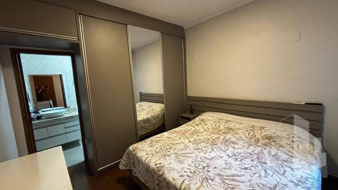 Foto 4 de Casa com 3 quartos à venda, 187m2 em Jardim Bela Vista, Jau - SP