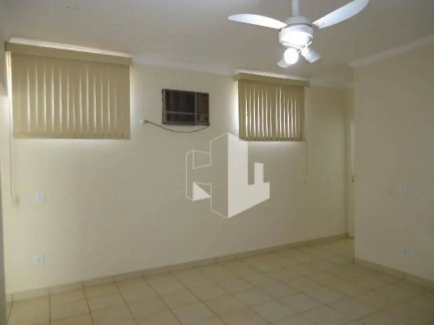 Foto 9 de Casa de Condomínio com 3 quartos à venda, 1000m2 em Jau - SP