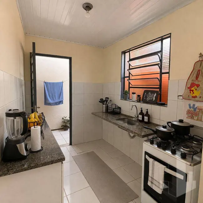 Foto 5 de Casa com 2 quartos à venda, 130m2 em Parque Frei Galvão, Jau - SP