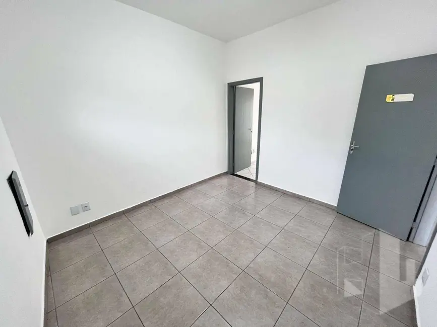Foto 3 de Sala Comercial para alugar, 154m2 em Centro, Jau - SP