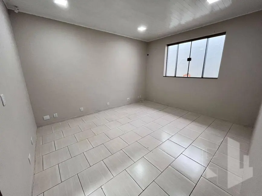 Foto 2 de Sala Comercial para alugar, 338m2 em Centro, Jau - SP