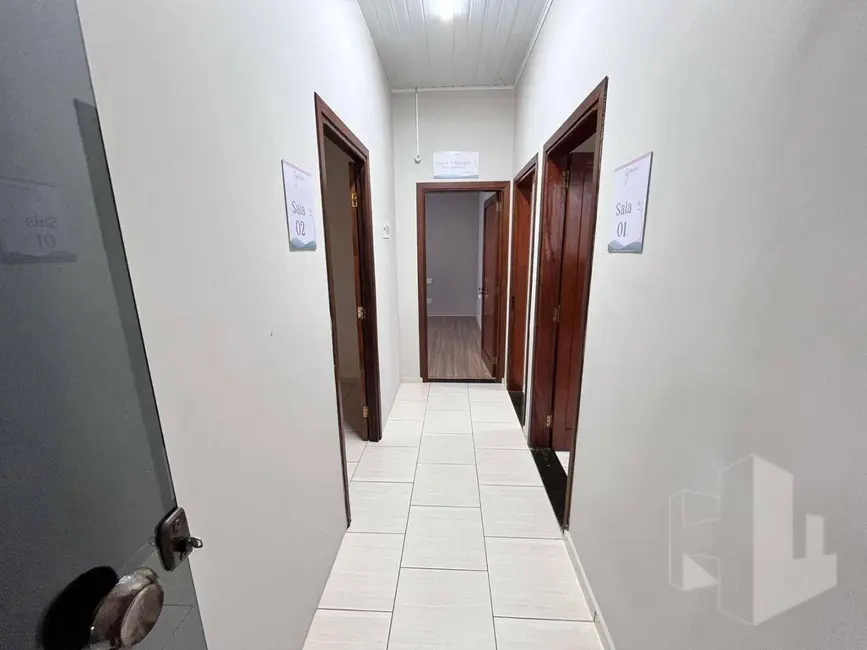 Foto 4 de Sala Comercial para alugar, 338m2 em Centro, Jau - SP