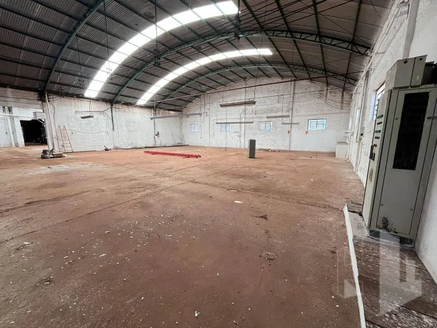 Foto 2 de Armazém / Galpão para alugar, 1000m2 em Centro, Jau - SP