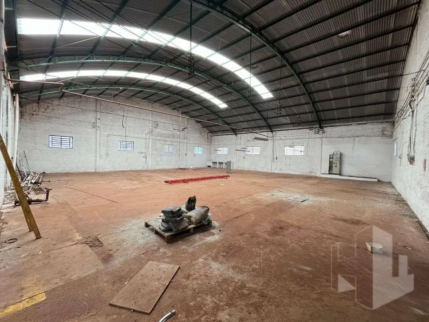 Foto 1 de Armazém / Galpão para alugar, 1000m2 em Centro, Jau - SP