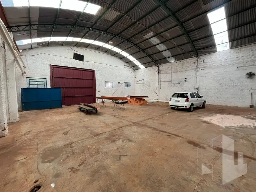 Foto 4 de Armazém / Galpão para alugar, 1000m2 em Centro, Jau - SP