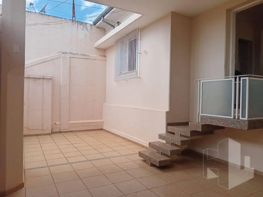 Foto 1 de Casa com 3 quartos à venda, 205m2 em Chácara Braz Miraglia, Jau - SP